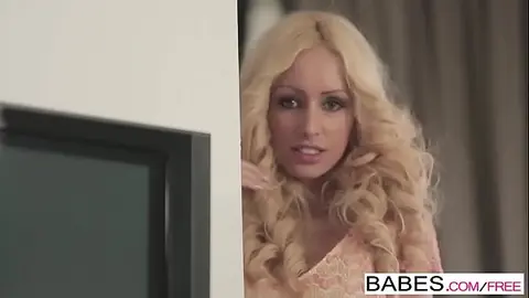Step Mom Lessons: Taboo Family Roleplay with Melanie Gold & Lullu Gun